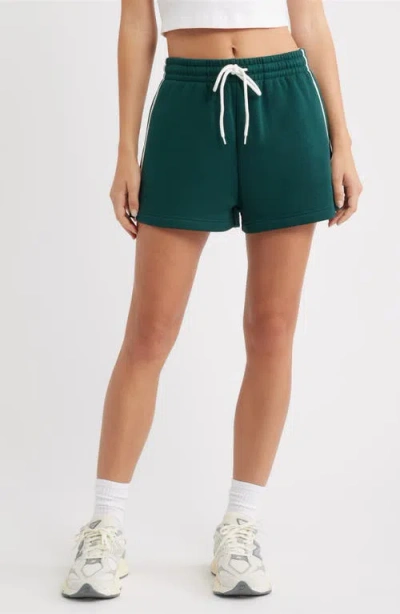 Vinyl Icons Athletic Fleece Shorts In Green