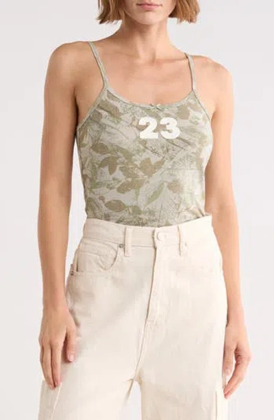 Vinyl Icons Camo Graphic Tank In Gray