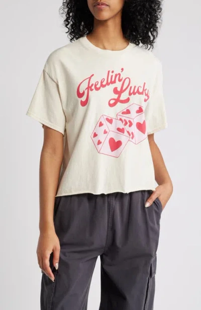 Vinyl Icons Feelin' Lucky Crop Cotton Graphic T-shirt In Marshmallow