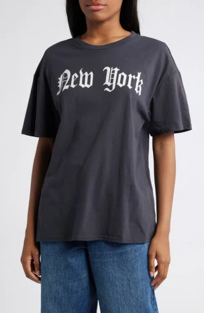 Vinyl Icons New York Graphic Boyfriend T-shirt In Phantom