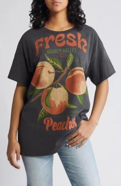 Vinyl Icons Peaches Cotton Graphic T-shirt In Washed Black