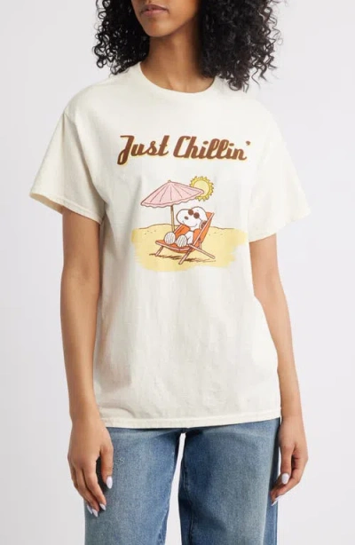 Vinyl Icons Peanuts® Snoopy Just Chillin' Cotton Graphic T-shirt