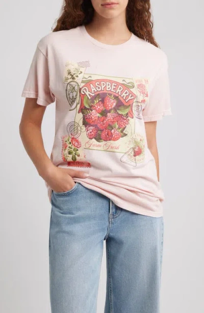 Vinyl Icons Raspberry Stamp Cotton Graphic T-shirt In Pink