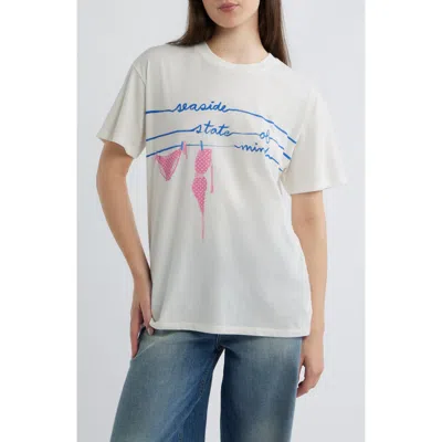 Vinyl Icons Seaside Bikini Graphic T-shirt In White