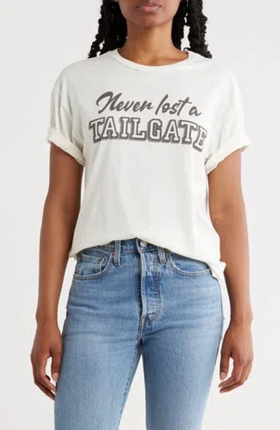 Vinyl Icons Tailgate Graphic T-shirt In White