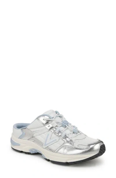 Vionic 23walk Mule Sneaker In White/silver