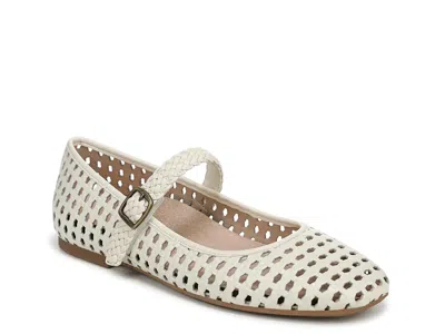 Vionic Alameda Mary Jane Flat In White