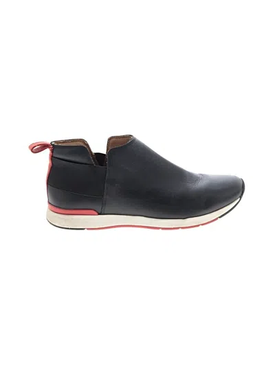 Pre-owned Vionic Ankle Boots In Black