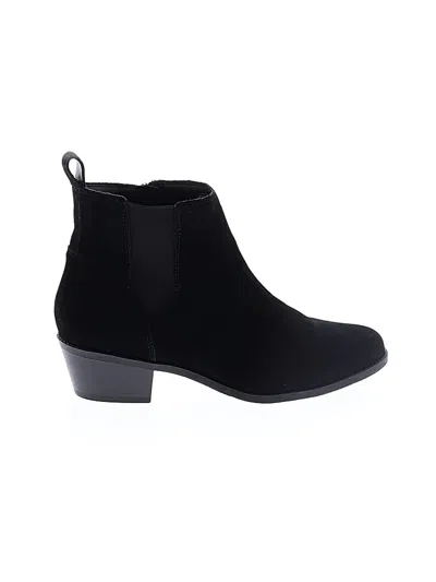 Pre-owned Vionic Ankle Boots In Black