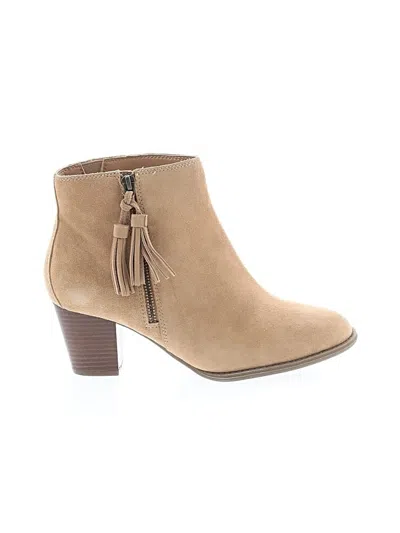 Pre-owned Vionic Ankle Boots In Brown