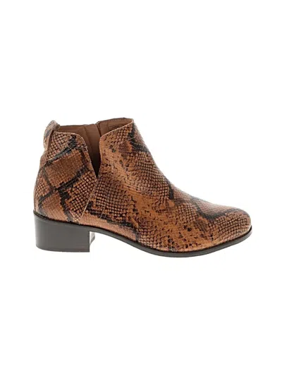 Pre-owned Vionic Ankle Boots In Brown