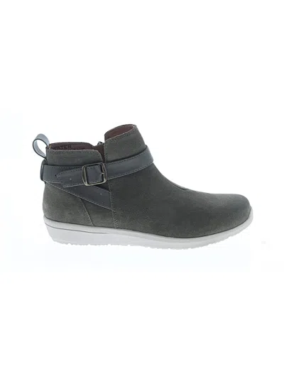 Pre-owned Vionic Ankle Boots In Green