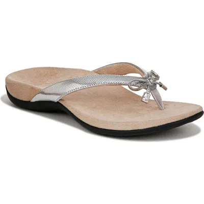 Vionic Bella Ii Flip Flop In Aluminum
