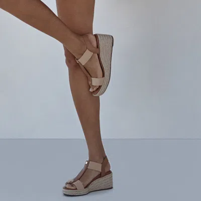 Vionic Calera Wedge In Brown