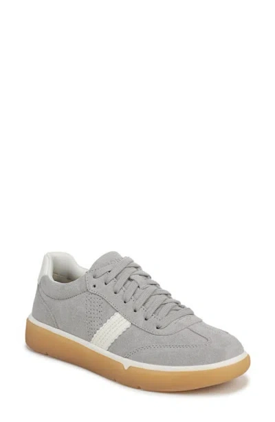 Vionic City Walk Sneaker In Gray