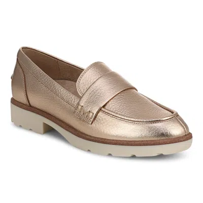 Vionic Cleo Loafer In Brown
