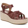 Vionic Danal Platform Wedge In Brown