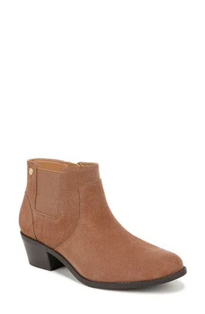 Vionic Finn Bootie In Hazelnut