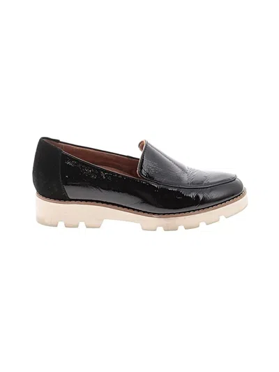 Pre-owned Vionic Flats In Black