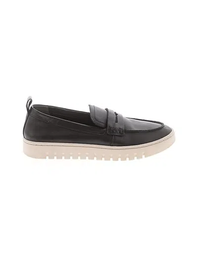 Pre-owned Vionic Flats In Black