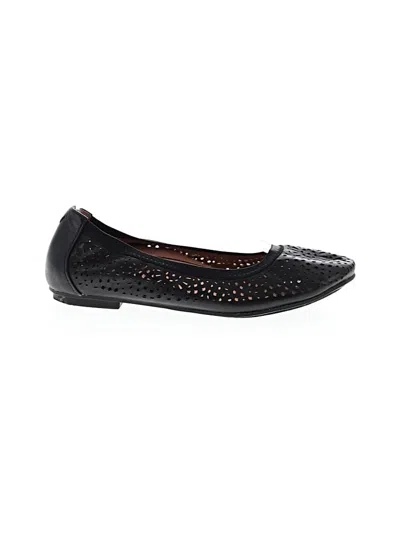 Pre-owned Vionic Flats In Black