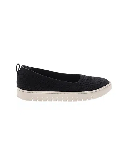 Pre-owned Vionic Flats In Black