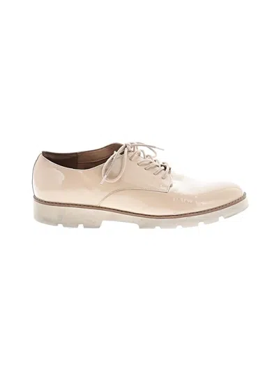 Pre-owned Vionic Flats In Ivory