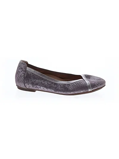 Pre-owned Vionic Flats In Purple