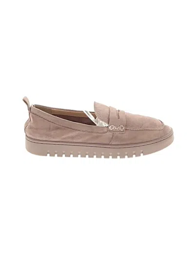 Pre-owned Vionic Flats In Tan