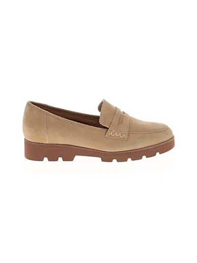 Pre-owned Vionic Flats In Tan
