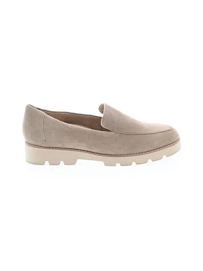 Pre-owned Vionic Flats In Tan