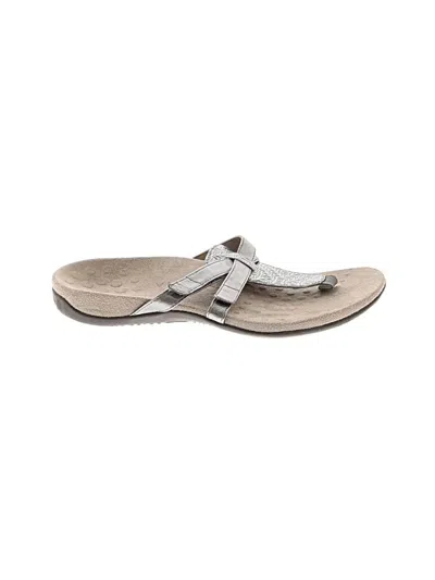 Pre-owned Vionic Flip Flops In Silver