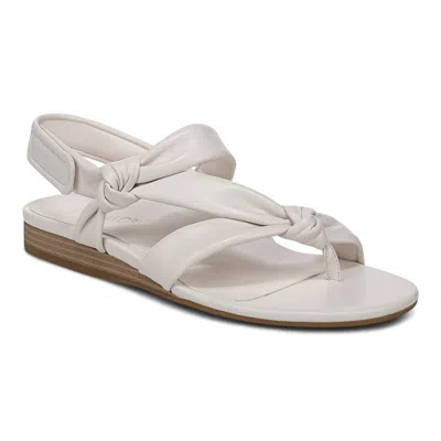 Vionic Geneva Strappy Sandal In Neutral