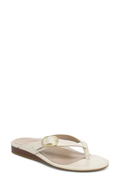 Vionic Ginny Flip Flop In White