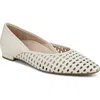 Vionic Gracia Woven Flat In White