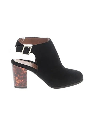Pre-owned Vionic Heels In Black