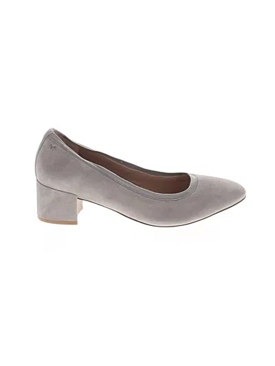 Pre-owned Vionic Heels In Gray