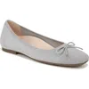 Vionic Klara Knit Ballet Flat In Light Grey/silver