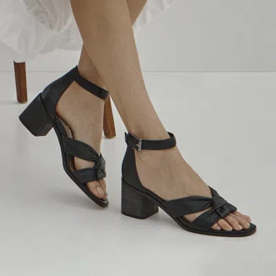 Vionic Maia Heeled Sandal In Black
