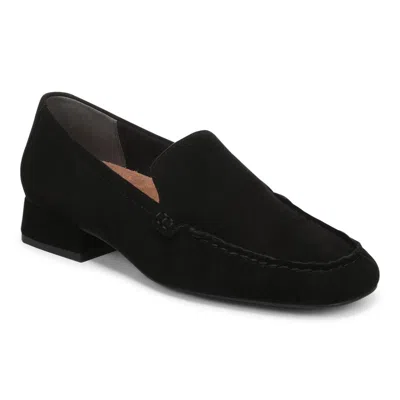Vionic Pilar Block Heel Loafer In Black