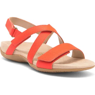 Vionic Raya Sandal In Cherry Tomato