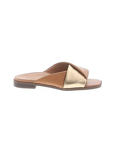 Pre-owned Vionic Sandals In Gold