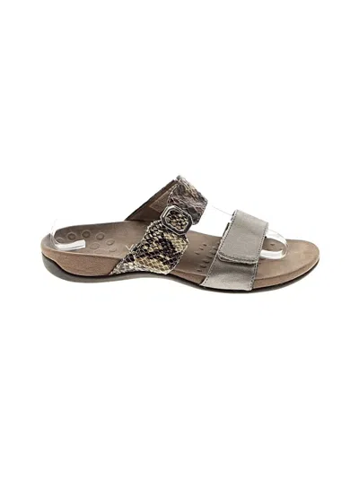 Pre-owned Vionic Sandals In Gray