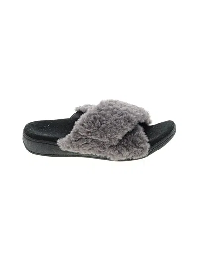 Pre-owned Vionic Sandals In Gray