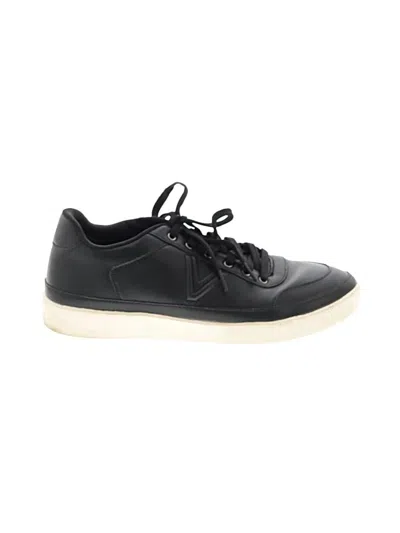 Pre-owned Vionic Sneakers In Black