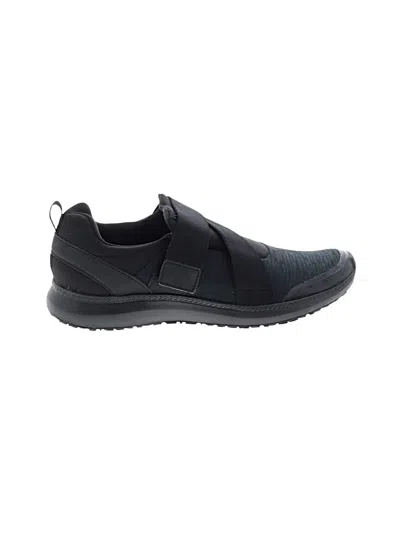Pre-owned Vionic Sneakers In Black