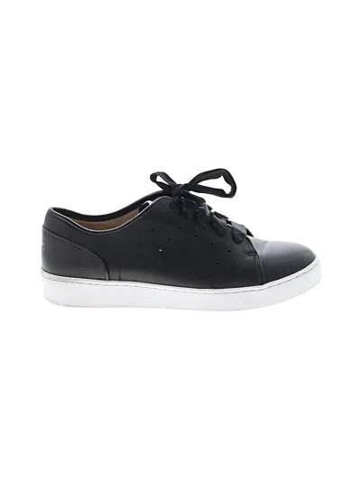 Pre-owned Vionic Sneakers In Black