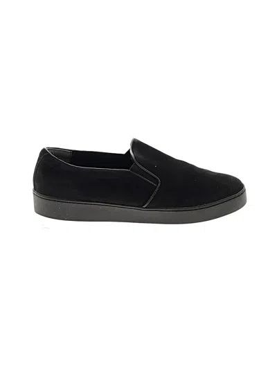 Pre-owned Vionic Sneakers In Black