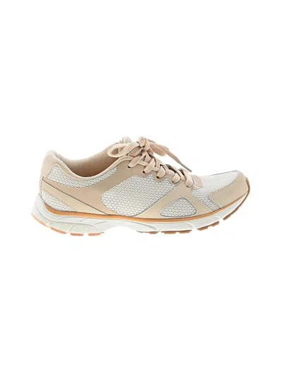 Pre-owned Vionic Sneakers In Ivory