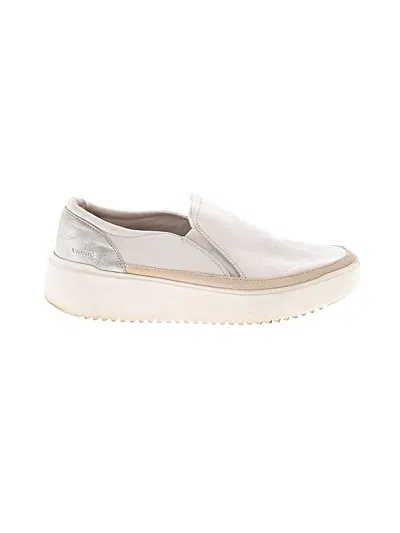 Pre-owned Vionic Sneakers In Silver
